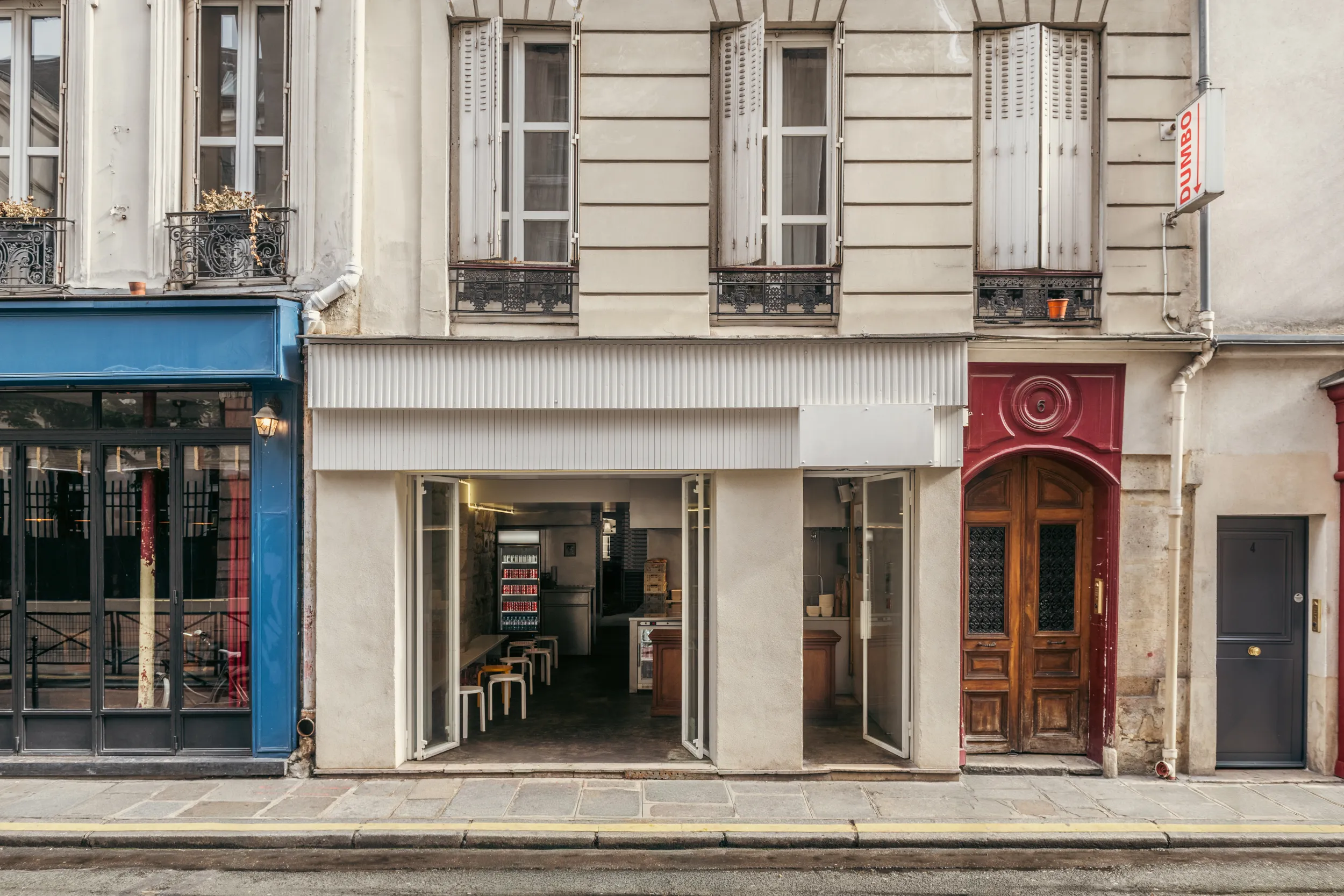 The Dumbo Marais storefront on rue de Poitou