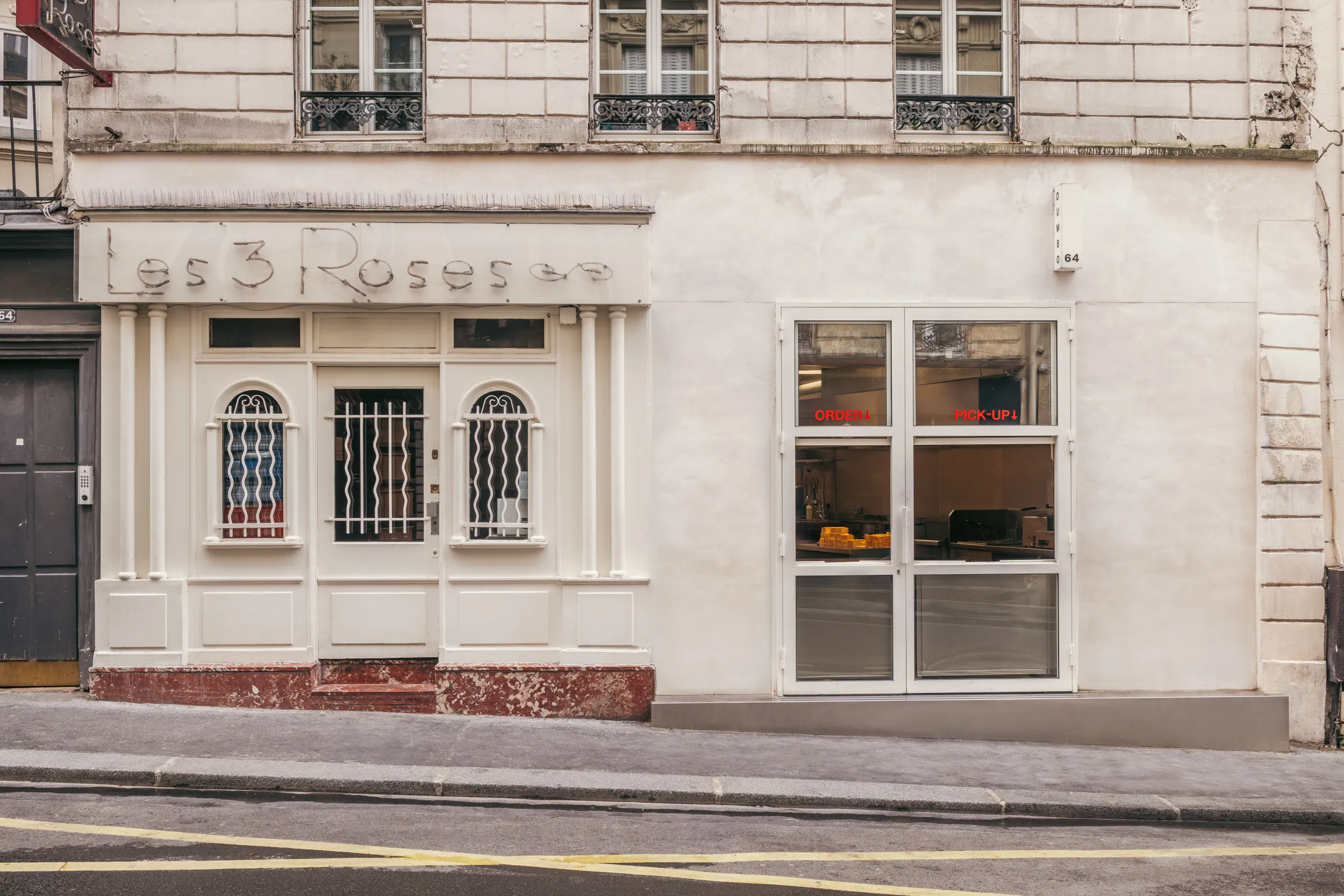 The Dumbo Pigalle storefront on rue Jean-Baptiste Pigalle